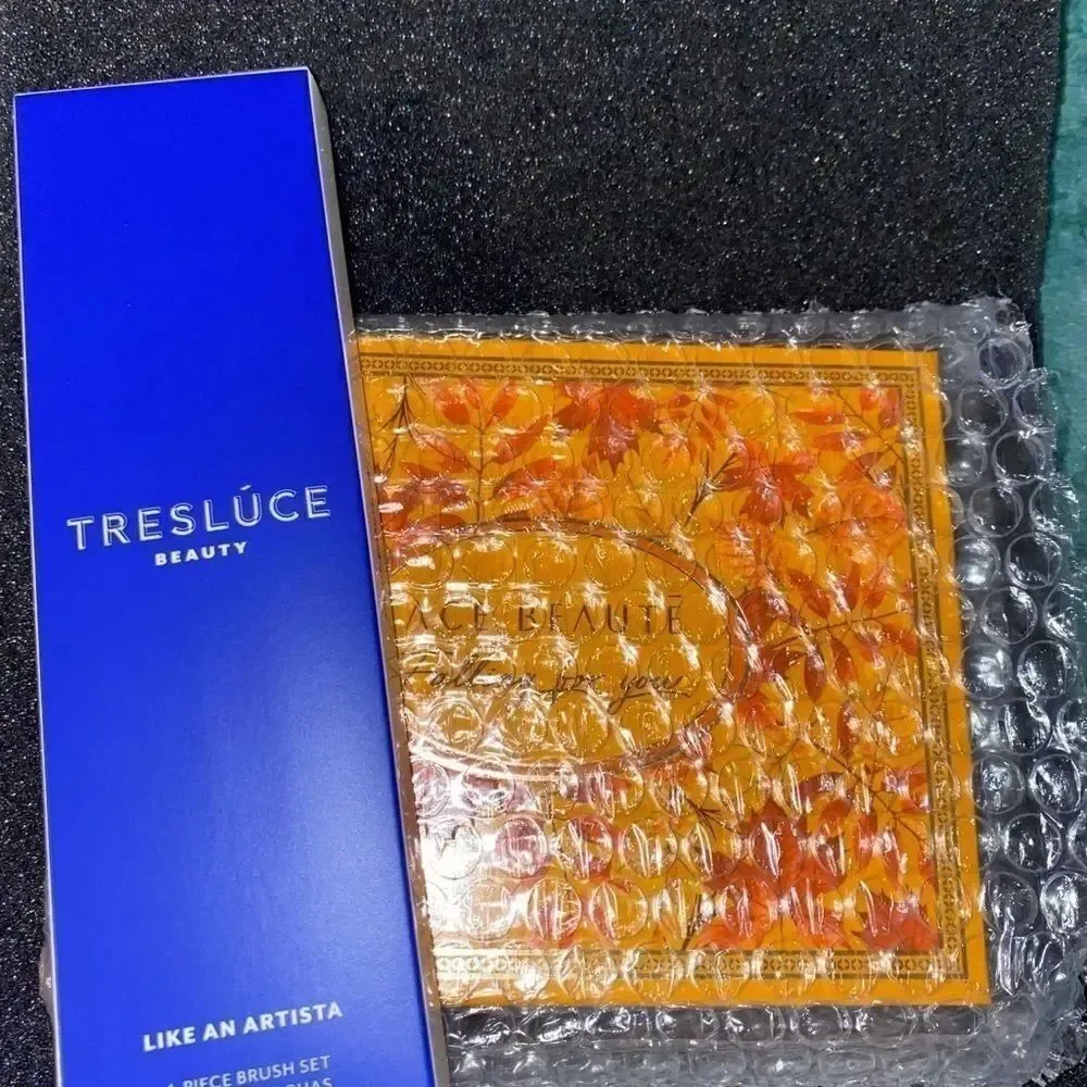 TRESLUCE Like An Artista Brush Set & Ace Beaute - Falling for You Palette bundle